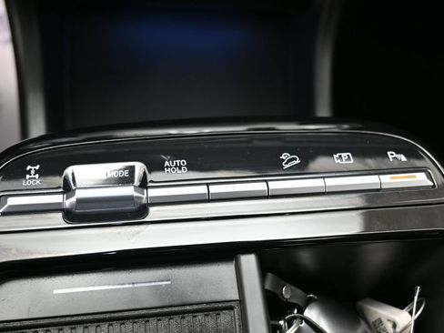 Used 2025 Hyundai Tucson Limited AWD/4WD image 16