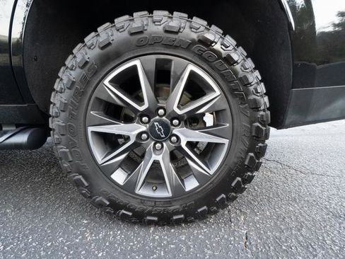 Used 2023 Chevrolet Tahoe Z71 w/ Luxury Package image 42
