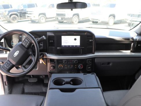 Used 2025 Ford F350 XL w/ XL Chrome Package RWD image 30
