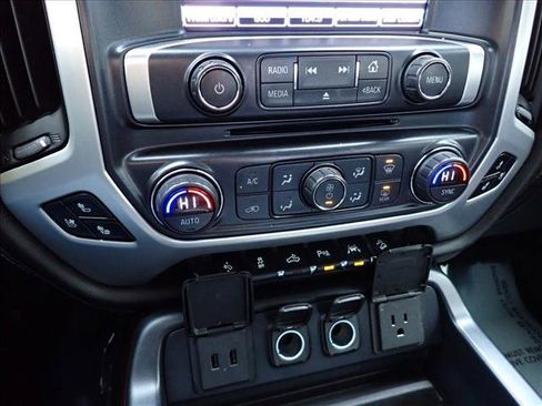 Used 2018 GMC Sierra 1500 SLT image 20