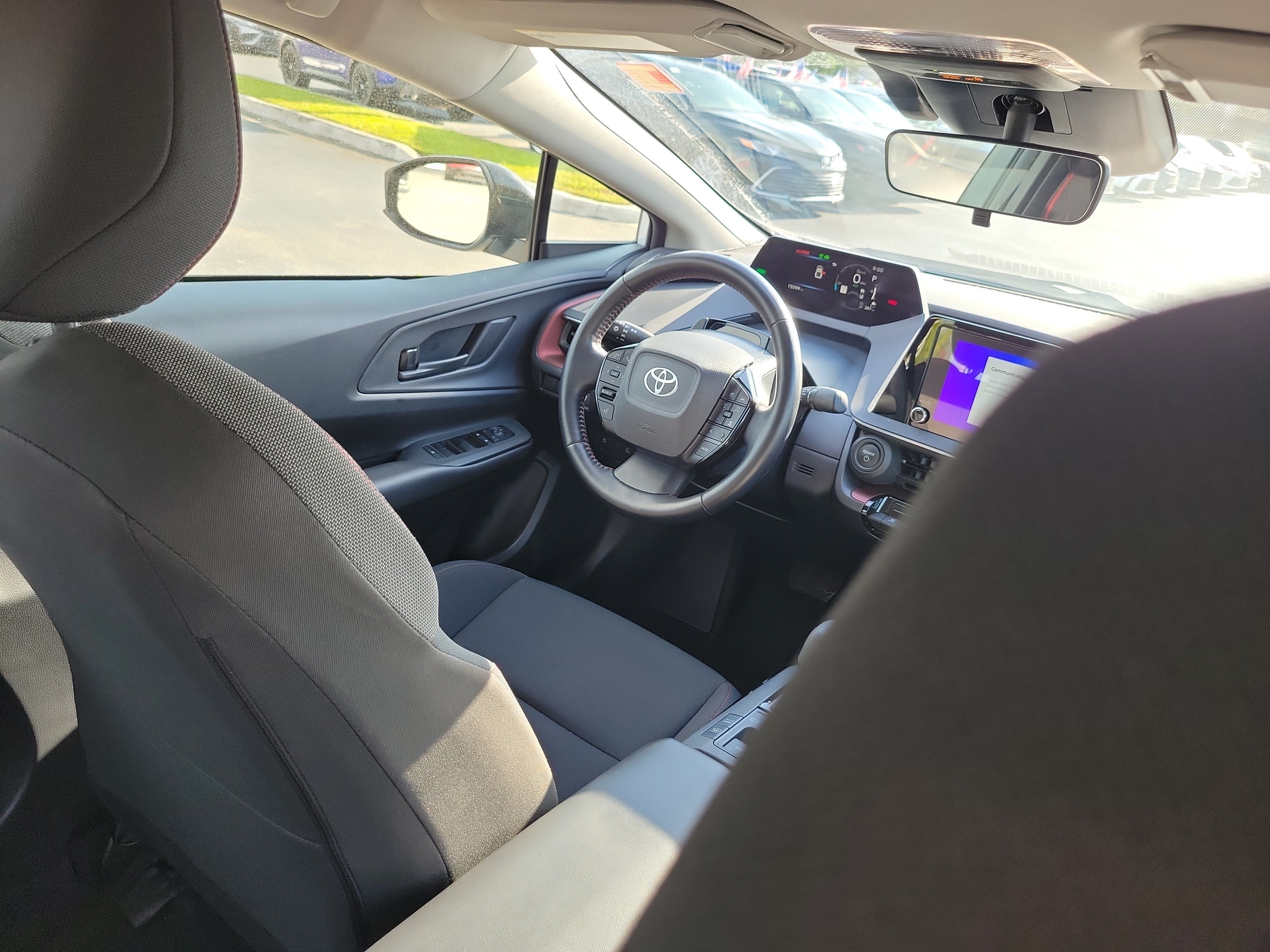 Used 2024 Toyota Prius Prime FWD image 14