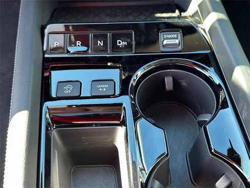 New 2025 Nissan Murano SL image 13