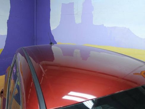 Used 2015 Ford Escape SE image 2