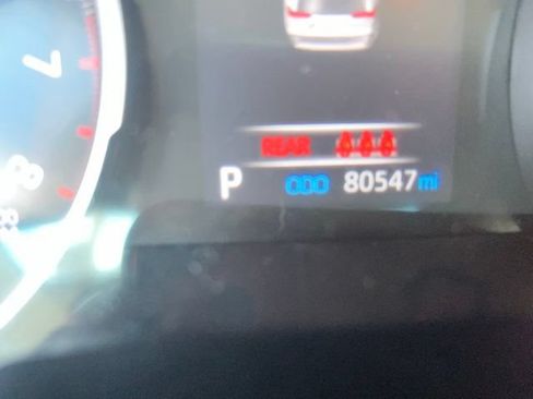 Used 2021 Toyota RAV4 LE AWD/4WD image 21