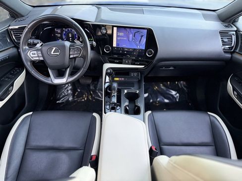 Used 2023 Lexus NX 250 250 Premium image 40