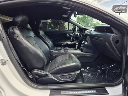 Used 2020 Ford Mustang GT Premium RWD image 14