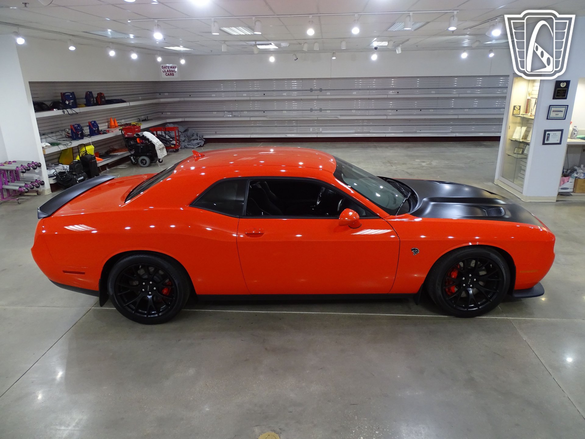 Used 2016 Dodge Challenger SRT Hellcat RWD image 17