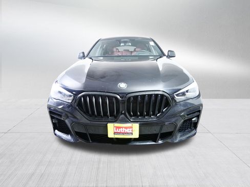 Used 2022 BMW X6 xDrive40i w/ M Sport Package image 2