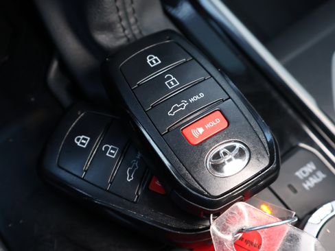 Used 2024 Toyota Tundra Limited w/ TRD Off-Road Package image 31