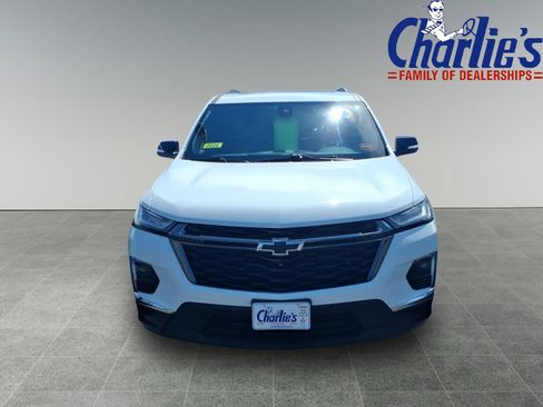 Used 2024 Chevrolet Traverse Premier w/ Redline Edition AWD/4WD image 2