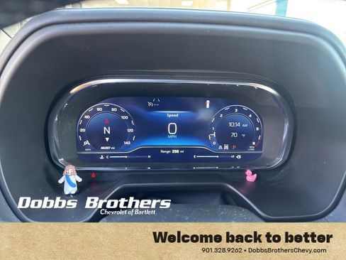 Used 2024 Chevrolet Tahoe Z71 w/ Luxury Package image 2