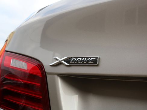 Used 2014 BMW 535i xDrive Sedan image 13