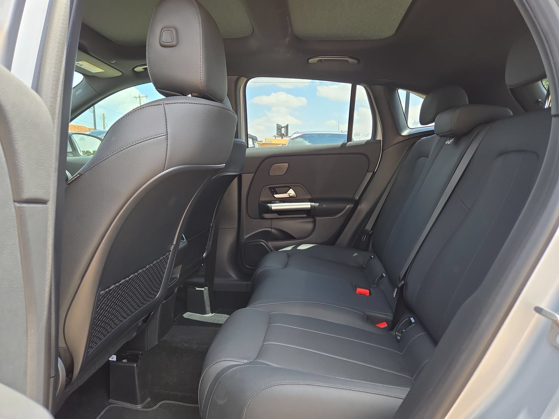 Certified 2025 Mercedes-Benz GLA 250 image 13