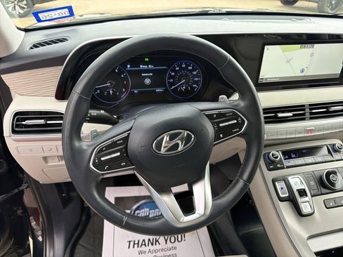 Used 2022 Hyundai Palisade SEL w/ Premium Package image 16
