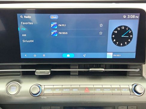 Used 2024 Hyundai Kona SEL image 14