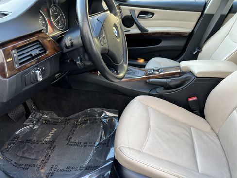 Used 2011 BMW 328i xDrive Sedan image 14