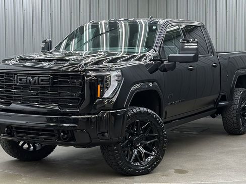 Used 2026 GMC Sierra 2500 AT4X AWD/4WD image 1