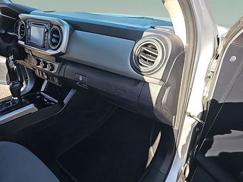 Used 2019 Toyota Tacoma SR5 image 37