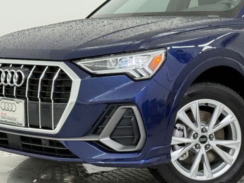 Certified 2025 Audi Q3 2.0T Premium w/ Convenience Package image 11