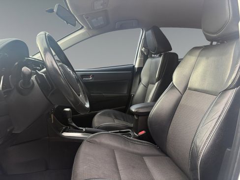 Used 2015 Toyota Corolla S Premium image 8