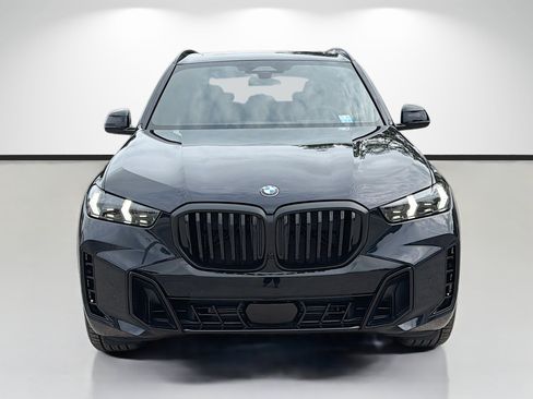 New 2026 BMW X5 xDrive40i w/ M Sport Package AWD/4WD image 8