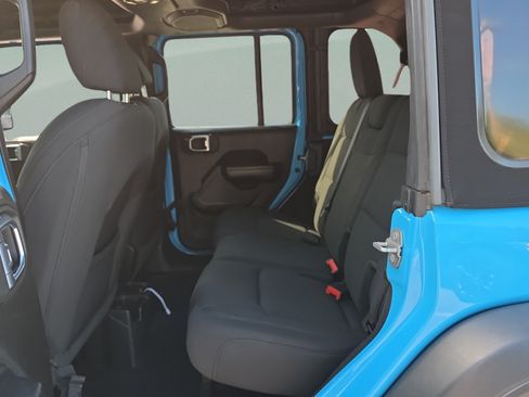 Used 2021 Jeep Wrangler Unlimited Sport AWD/4WD image 11