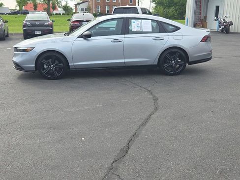 Certified 2025 Honda Accord Sport image 4