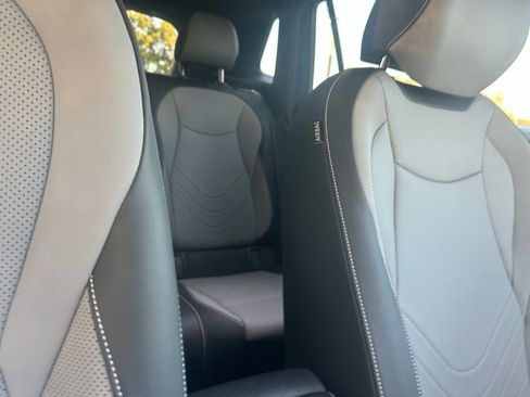 New 2026 Volkswagen Tiguan SE R-Line image 37