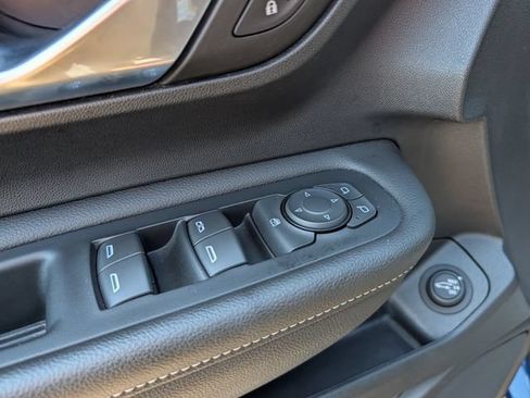 Used 2022 GMC Terrain Denali AWD/4WD image 17