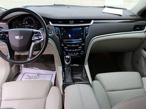 Used 2016 Cadillac XTS Luxury image 34