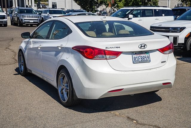 Used 2013 Hyundai Elantra Limited w/ Technology Pkg FWD image 2