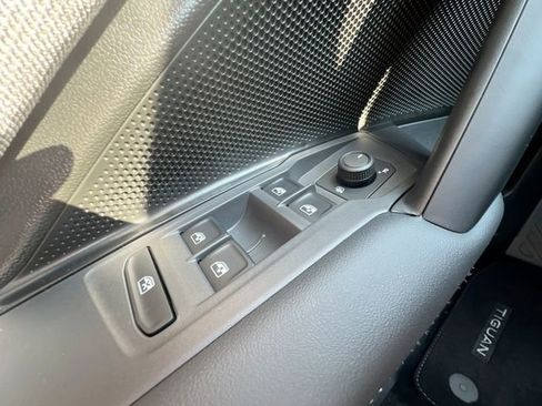 New 2025 Volkswagen Tiguan S image 13