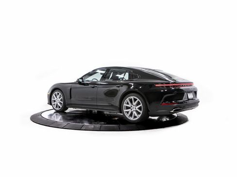 New 2026 Porsche Panamera image 3