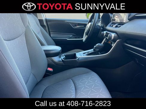 Used 2024 Toyota RAV4 XLE image 20