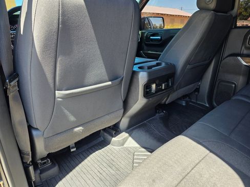 Used 2021 Chevrolet Silverado 1500 LT Trail Boss image 15