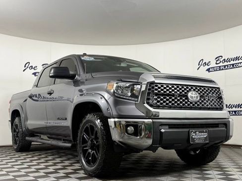 Used 2018 Toyota Tundra SR5 image 5