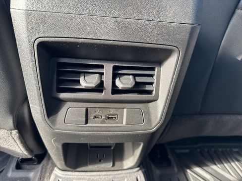 New 2026 GMC Canyon Elevation w/ Convenience Package image 17