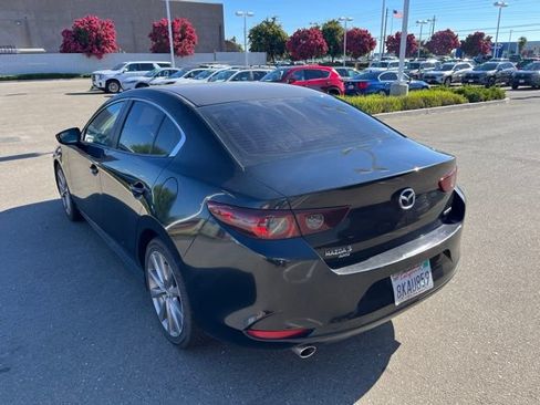 Used 2019 MAZDA MAZDA3 AWD Sedan w/ Select Package image 7