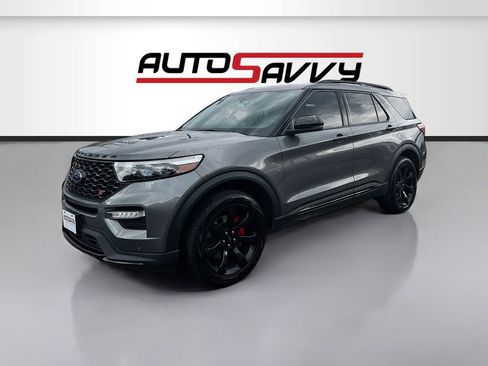 Used 2024 Ford Explorer ST w/ Equipment Group 401A AWD/4WD image 3