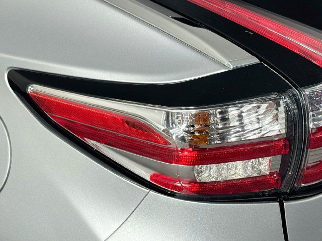 Used 2018 Nissan Murano SV FWD image 33