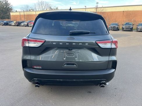 Used 2020 Ford Escape SE image 6