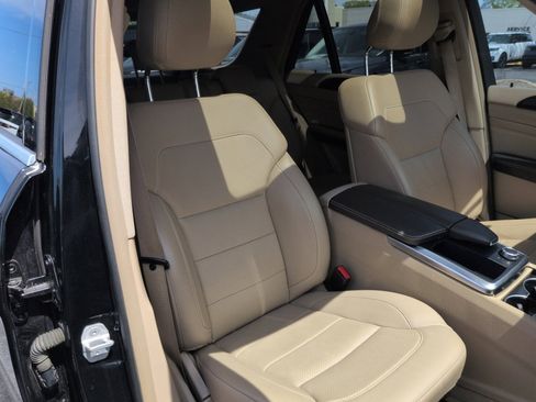 Used 2015 Mercedes-Benz ML 350 4MATIC image 28