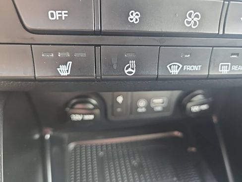 Used 2019 Hyundai Tucson Limited w/ Cargo Package AWD/4WD image 18
