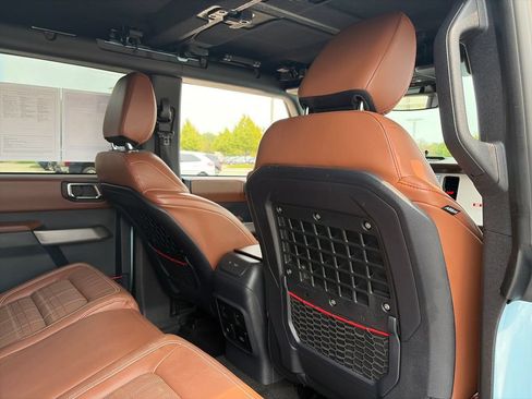 Used 2023 Ford Bronco Heritage Edition AWD/4WD image 32