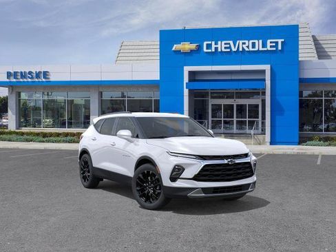 New 2026 Chevrolet Blazer LT w/ Convenience Package FWD image 25