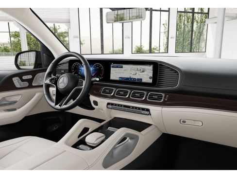 Certified 2024 Mercedes-Benz GLS 450 4MATIC image 36