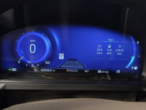 Used 2020 Ford Explorer Platinum w/ Premium Technology Package image 23