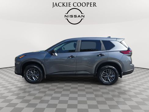 New 2026 Nissan Rogue S FWD image 8