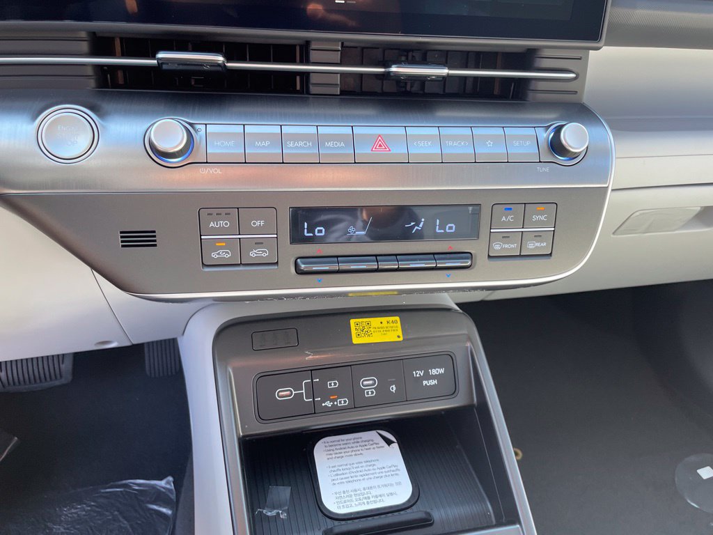 New 2027 Hyundai Kona Limited FWD image 17