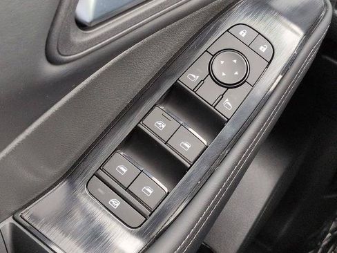 Certified 2026 Nissan Rogue SV FWD image 22
